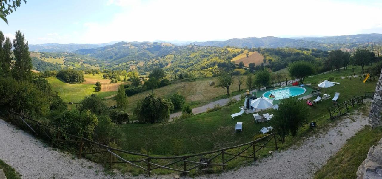 הוילה פייטרלונגה Agriturismo Borgo San Benedetto מראה חיצוני תמונה