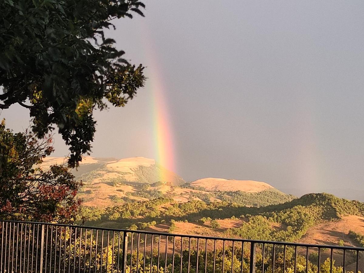 הוילה פייטרלונגה Agriturismo Borgo San Benedetto מראה חיצוני תמונה