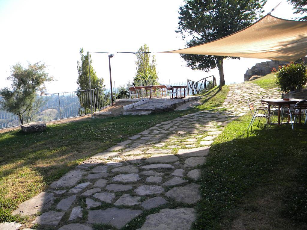 הוילה פייטרלונגה Agriturismo Borgo San Benedetto מראה חיצוני תמונה