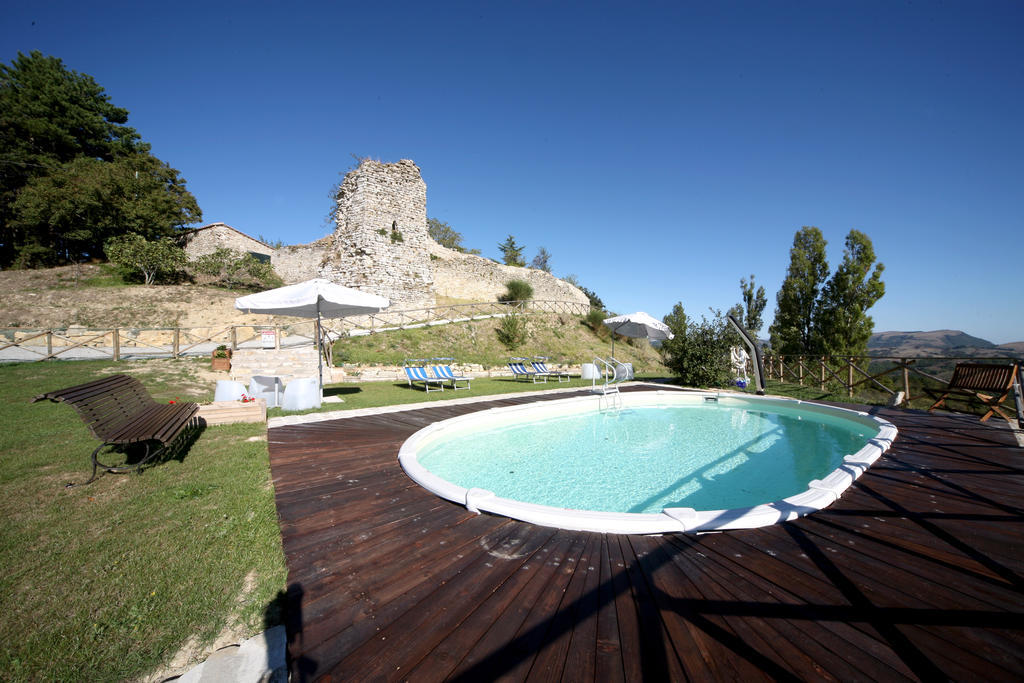 הוילה פייטרלונגה Agriturismo Borgo San Benedetto מראה חיצוני תמונה