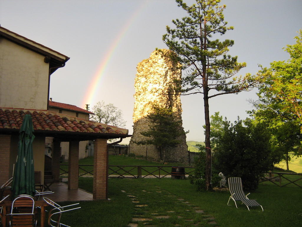 הוילה פייטרלונגה Agriturismo Borgo San Benedetto מראה חיצוני תמונה