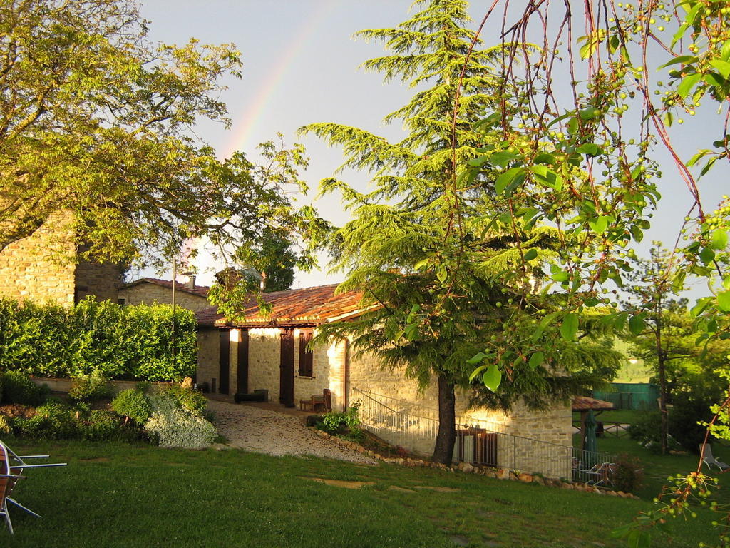 הוילה פייטרלונגה Agriturismo Borgo San Benedetto מראה חיצוני תמונה