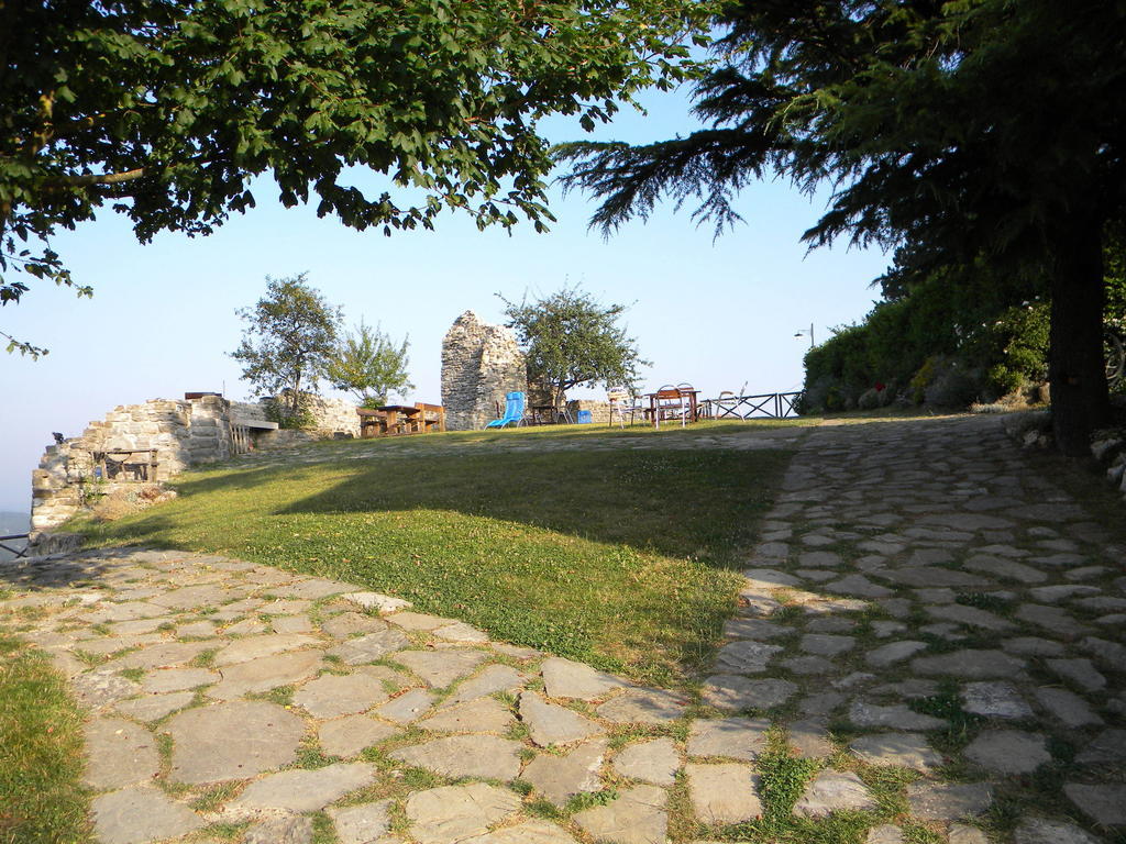 הוילה פייטרלונגה Agriturismo Borgo San Benedetto מראה חיצוני תמונה